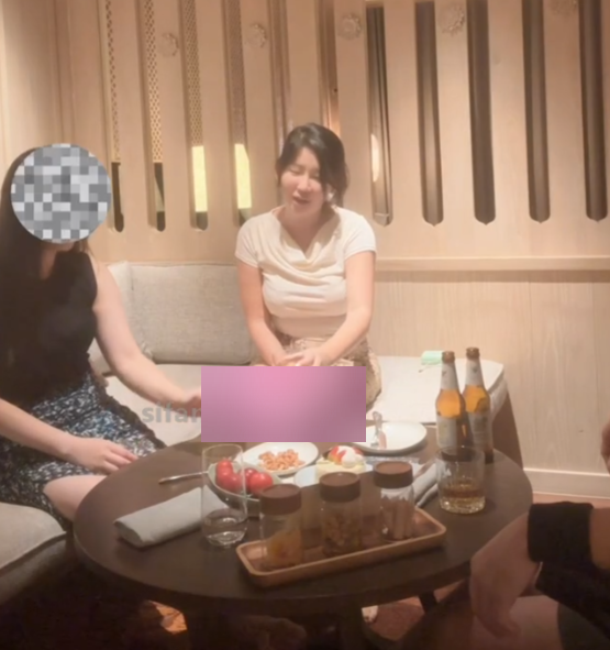 抖音李雅大罩杯双人游戏1部314M最新展示