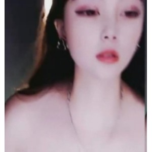 推特皮卡欣儿热舞视频3部110M太顶了