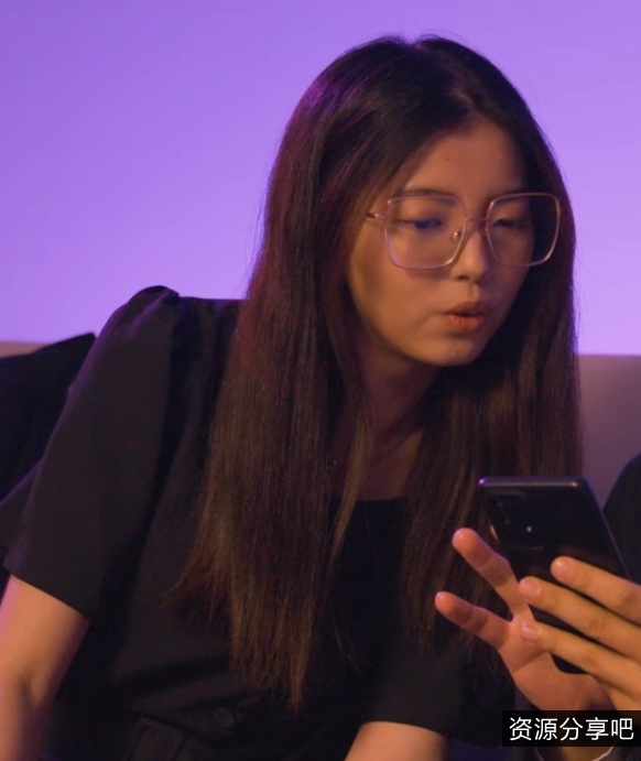 深夜福利艾熙51v32.6g超值合集纯欲大波浪