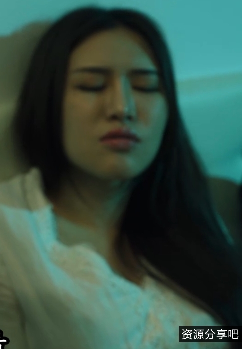 深夜福利艾熙51v32.6g超值合集纯欲大波浪