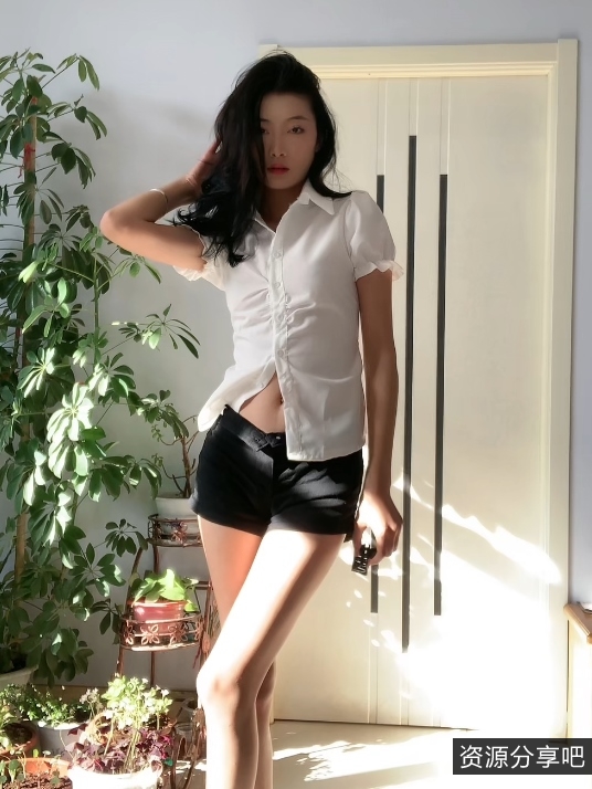 262.3MB王思媛约会视频抖音8部太顶了