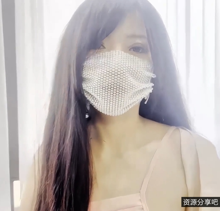 太香了草荔女友索求视频1.6GB1部