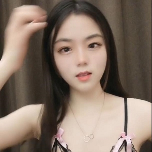 让人眼前一亮清纯甜美妹子的身材真奈斯