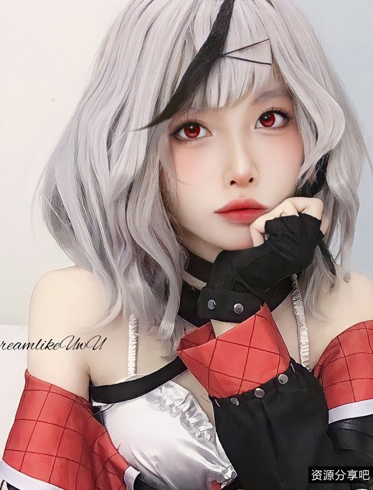 梦幻尤物DreamlikeUwU绝美典藏12套三人游39P+35V5.36G