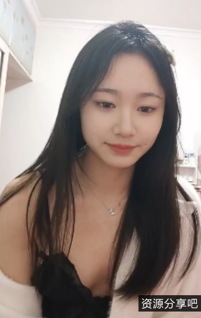 半糖人气女神蜜桃吖热辣合集52V38.8G蜜桃成熟时
